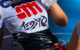 一大波Umeko J的JK合集：你们的心可真大，敢试试不怕重伤。